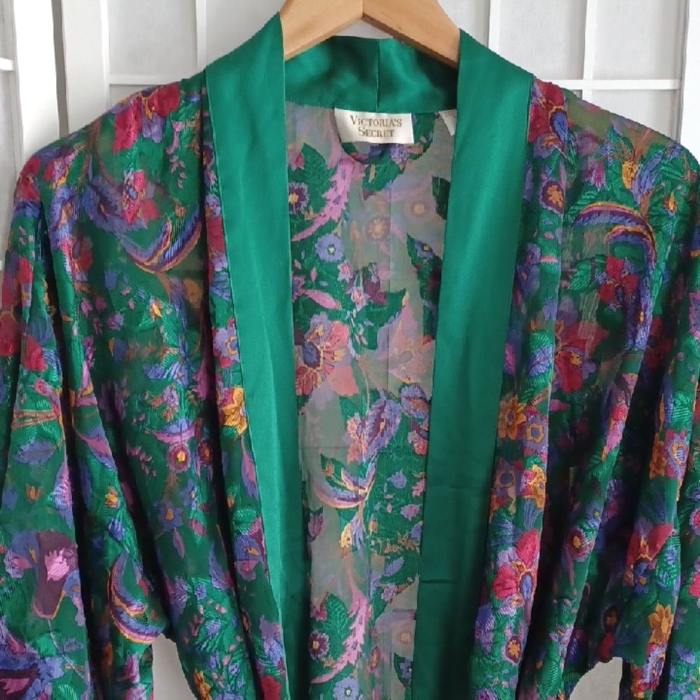 Vintage Victoria's Secret Floral Robe